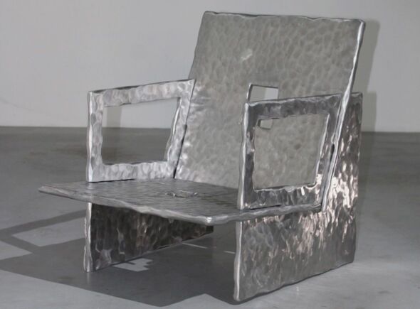 Designmeubilair in bruut aluminium